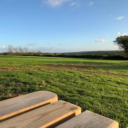 New! With Hot Tub, Wood Burner And Fab Views Truro