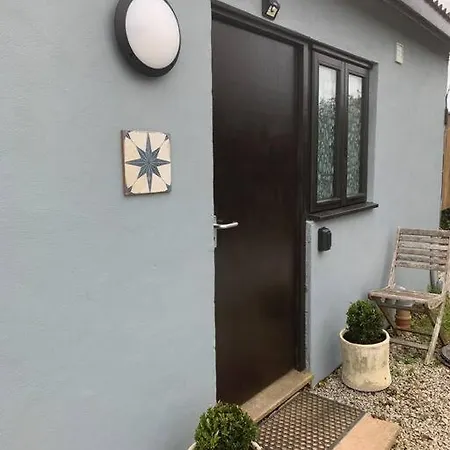 New! With Hot Tub, Wood Burner And Fab Views * Truro